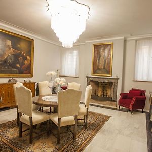 Martins Residence De Luxe